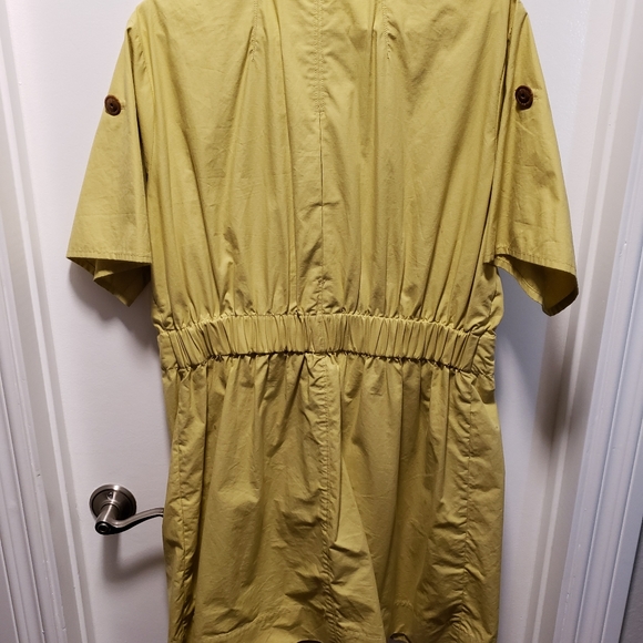 CAbi XL Womens Double Breasted Short Sleeve Safari - Picture 3 of 5